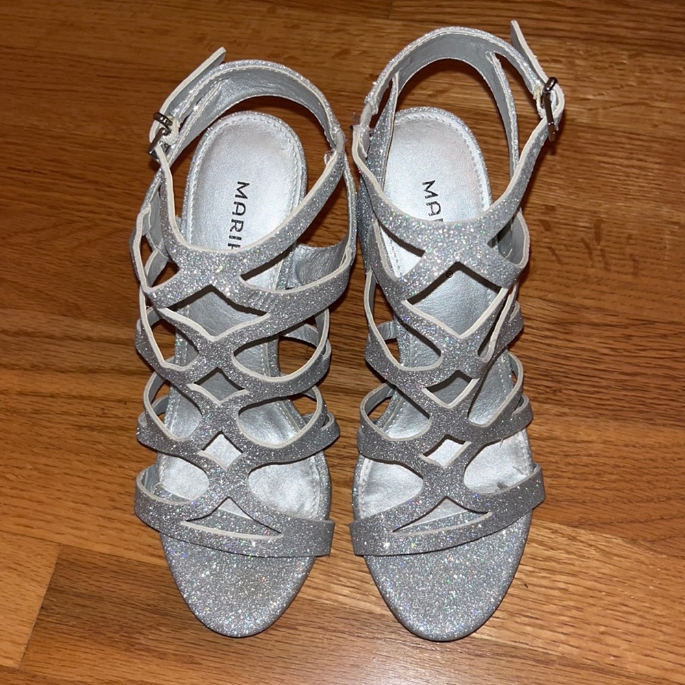 LIKE BRAND NEW silver high heels